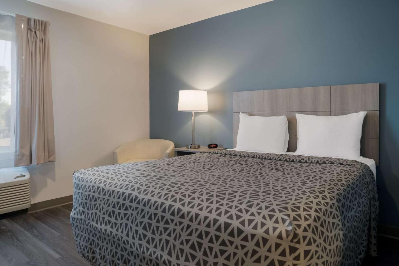 Woodspring Suites Detroit Sterling Heights Ngoại thất bức ảnh