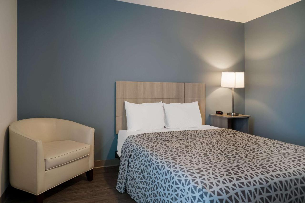 Woodspring Suites Detroit Sterling Heights Ngoại thất bức ảnh
